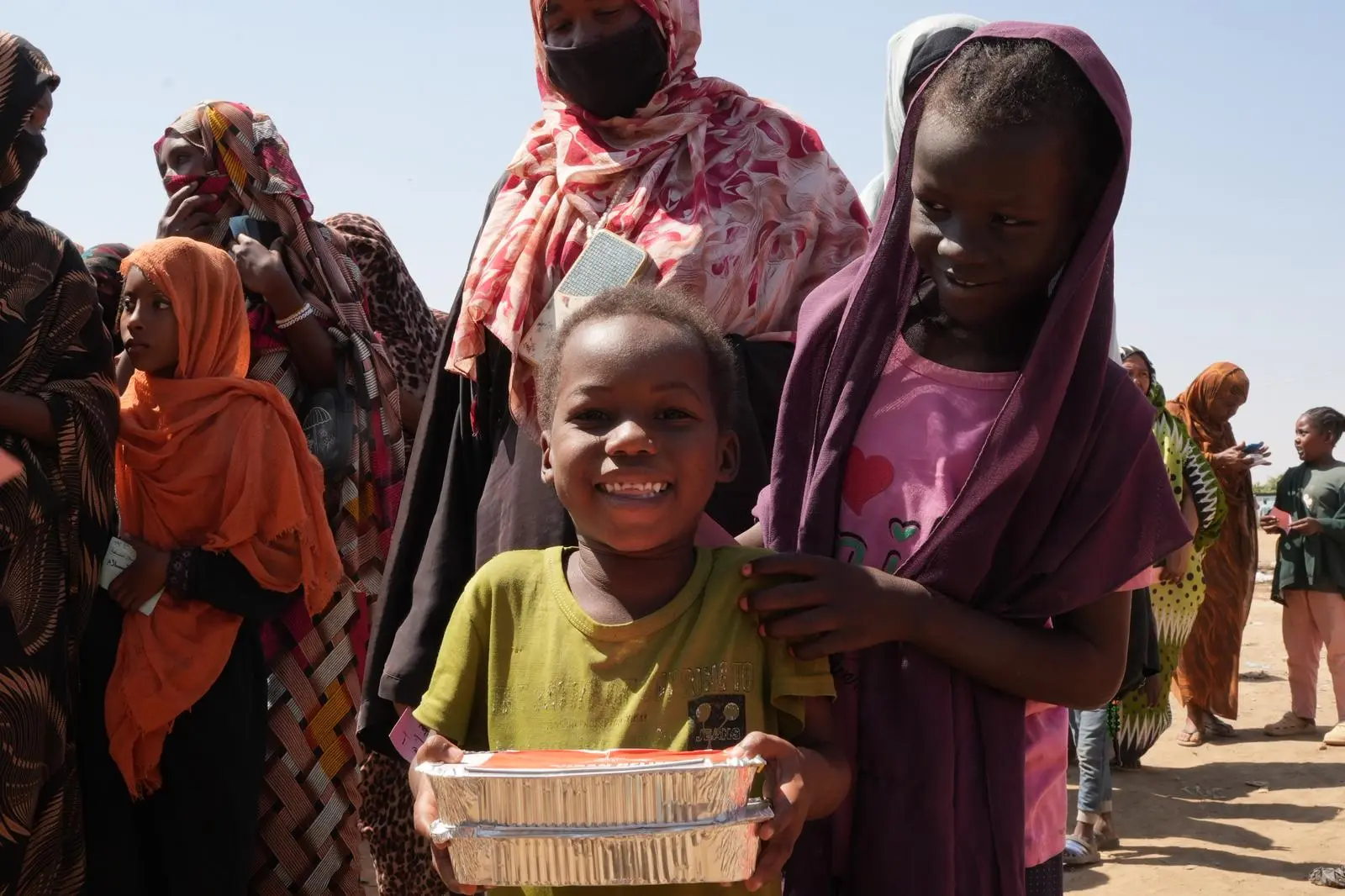 Human Concern International – Food distribution bringing hope to children in Sudan 1